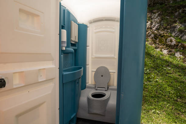 Best Construction site porta potty rental  in Barboursville, WV